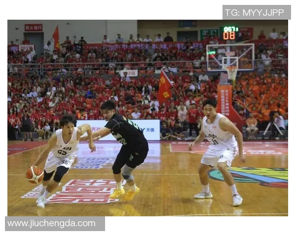 南京篮球队在世界锦标赛中的精彩表现与力量分析