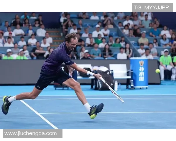 杭州网球队挑战赛战术表现分析与点评深度剖析